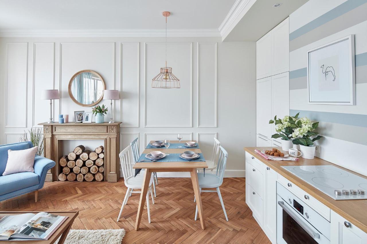 Apartament Lazienki *